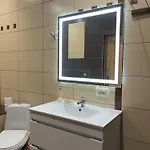 тіна