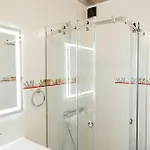 тіна 3* Slavske