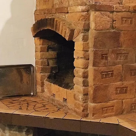 тіна Πανσιόν 3*